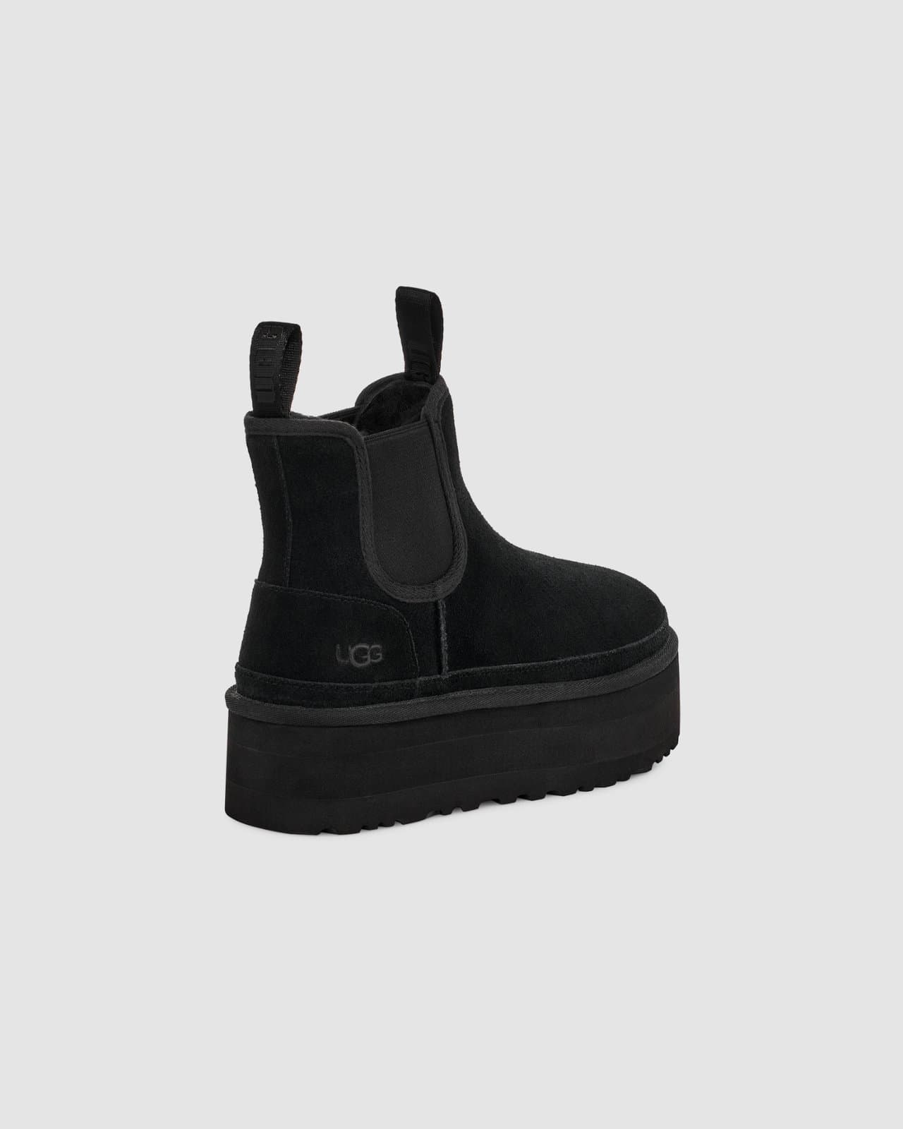 ugg — 4