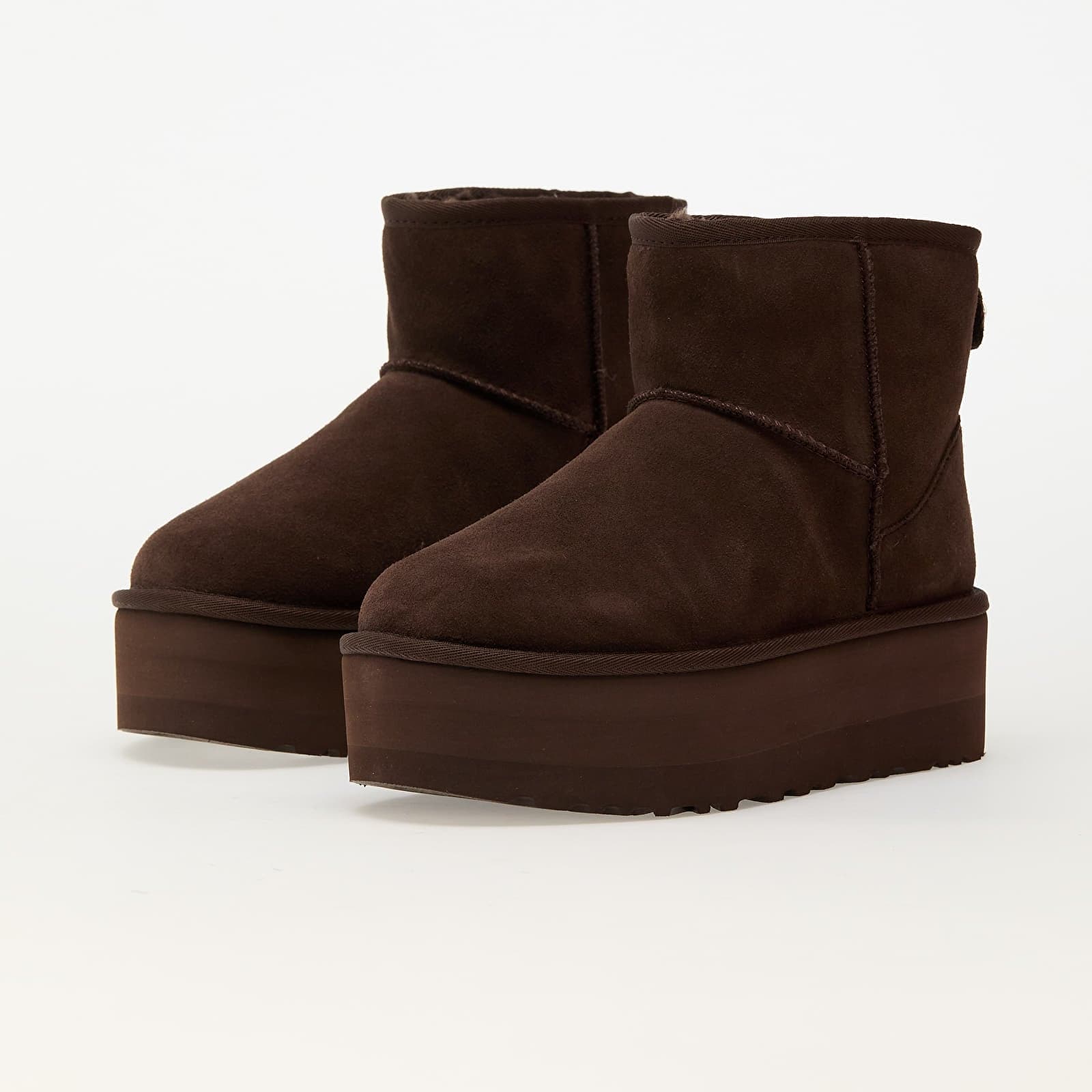 ugg — 4